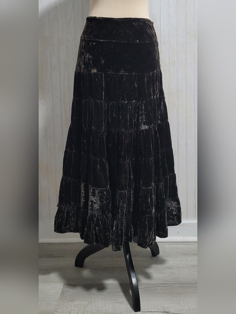 ​Vintage 90s BAGGAGE Dark Espresso Brown Tiered Velvet Maxi Skirt Size Large